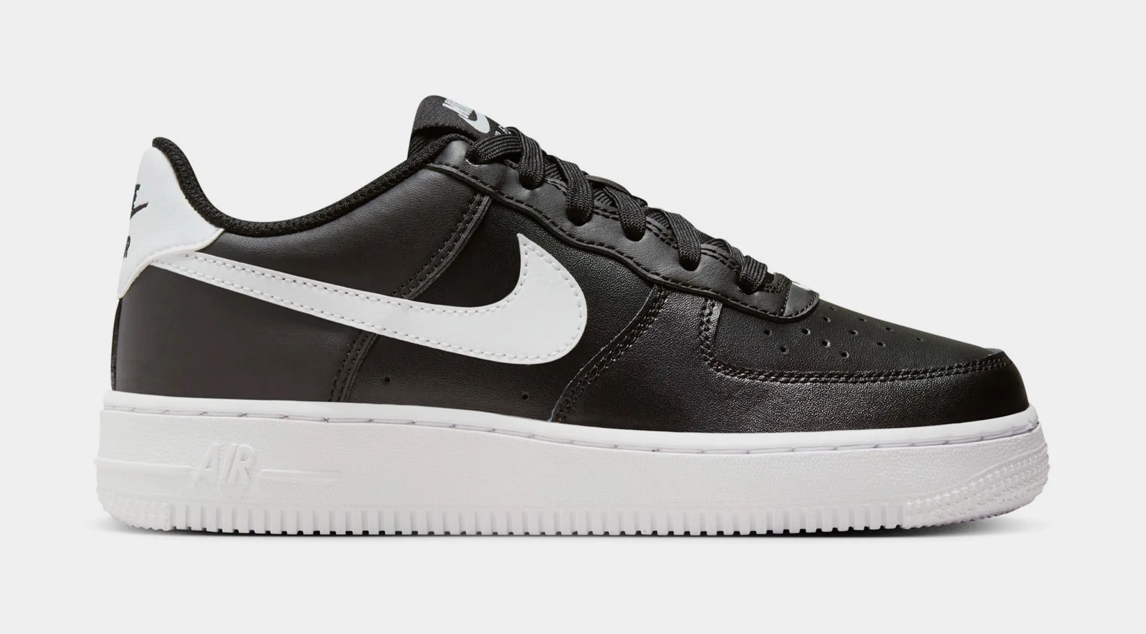 Air Force 1 Low Grade School Lifestyle Shoes (Black/White)