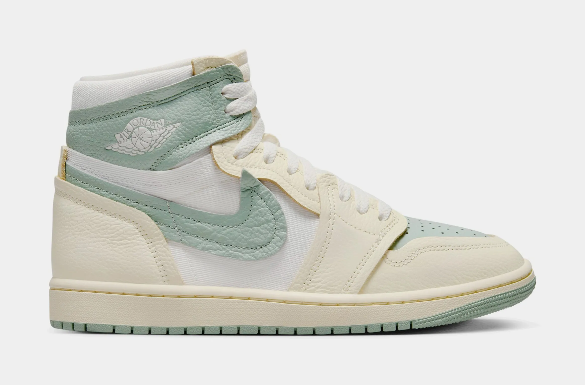 Air Jordan 1 High Method of Make Womens Lifestyle Shoes (Legend Sand/Jade Smoke/Sail/Muslin)