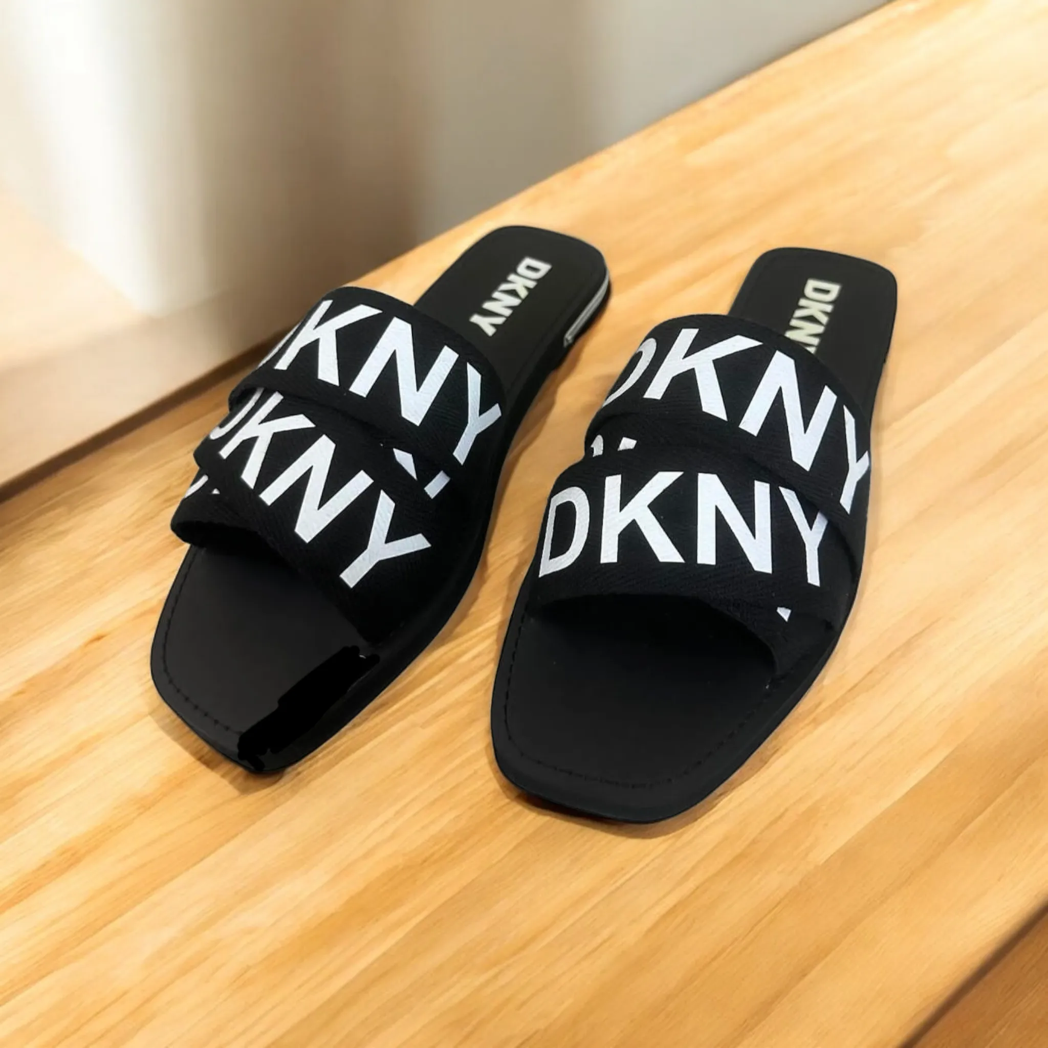 DKy black