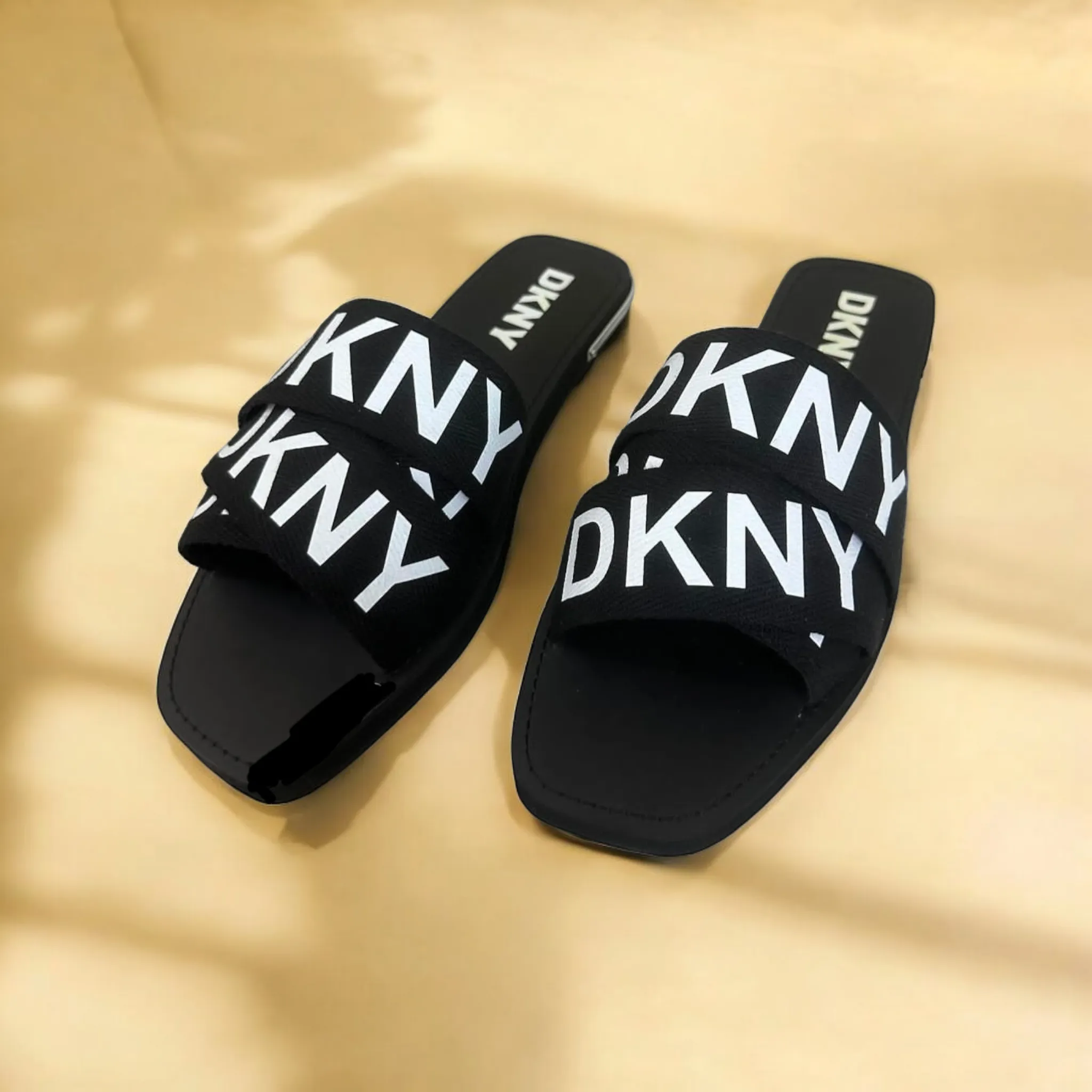 DKy black