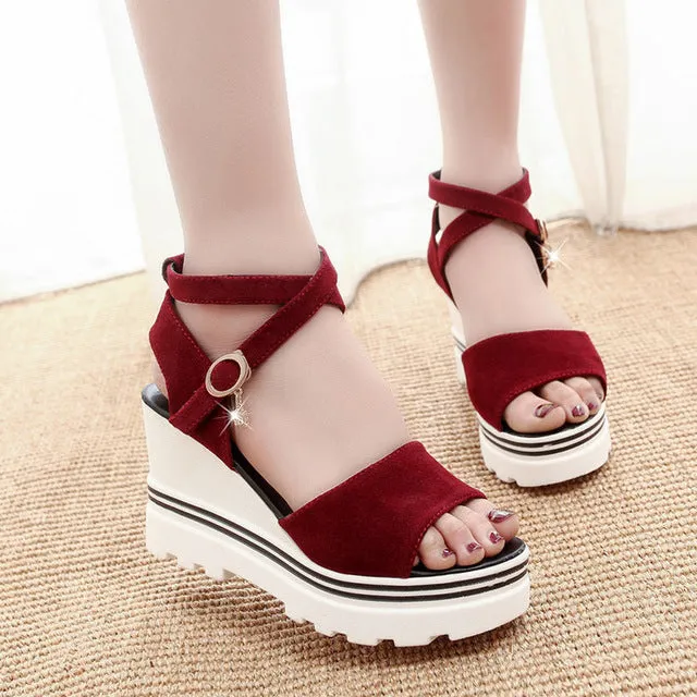 Summer Korean muffin fish head women sandals with platform sandals wild simple shoes shook with students in