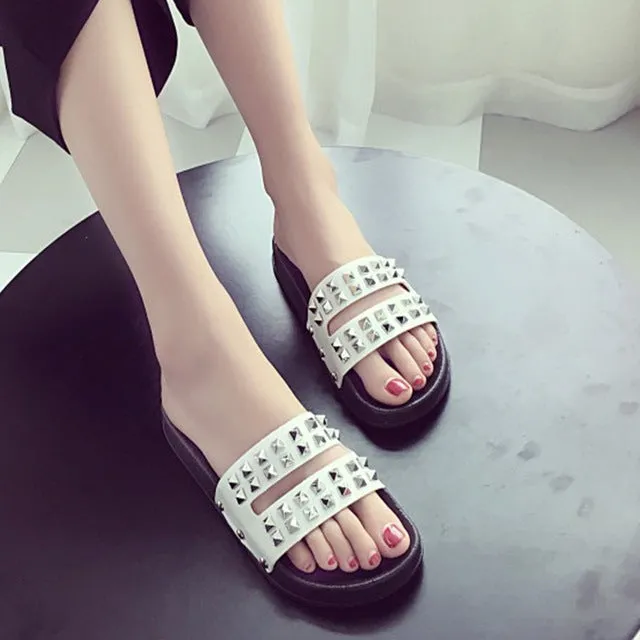 Women Slippers Summer Beach Shoes Rivets Flip flops Women Slippers Sexy Platform Sandals Women's Non-slip Shoes Plus Size 36-42