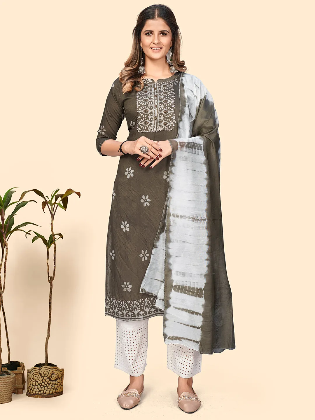 Women'S Batik Print & Mirror Straight Chanderi Grey Stitched Kurta With Dupatta