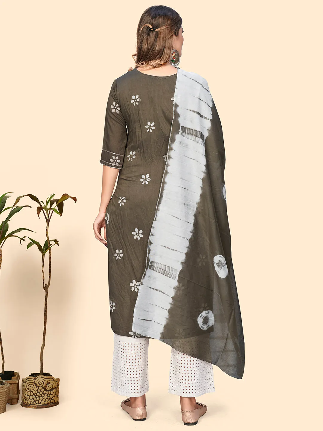 Women'S Batik Print & Mirror Straight Chanderi Grey Stitched Kurta With Dupatta