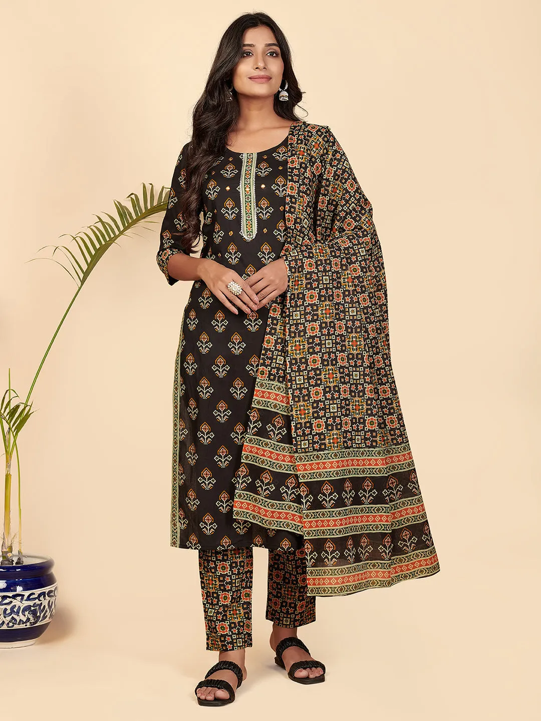 Women'S Patola Print & Mirror Work Straight Cotton Black Stitched Kurta Pant With Dupatta