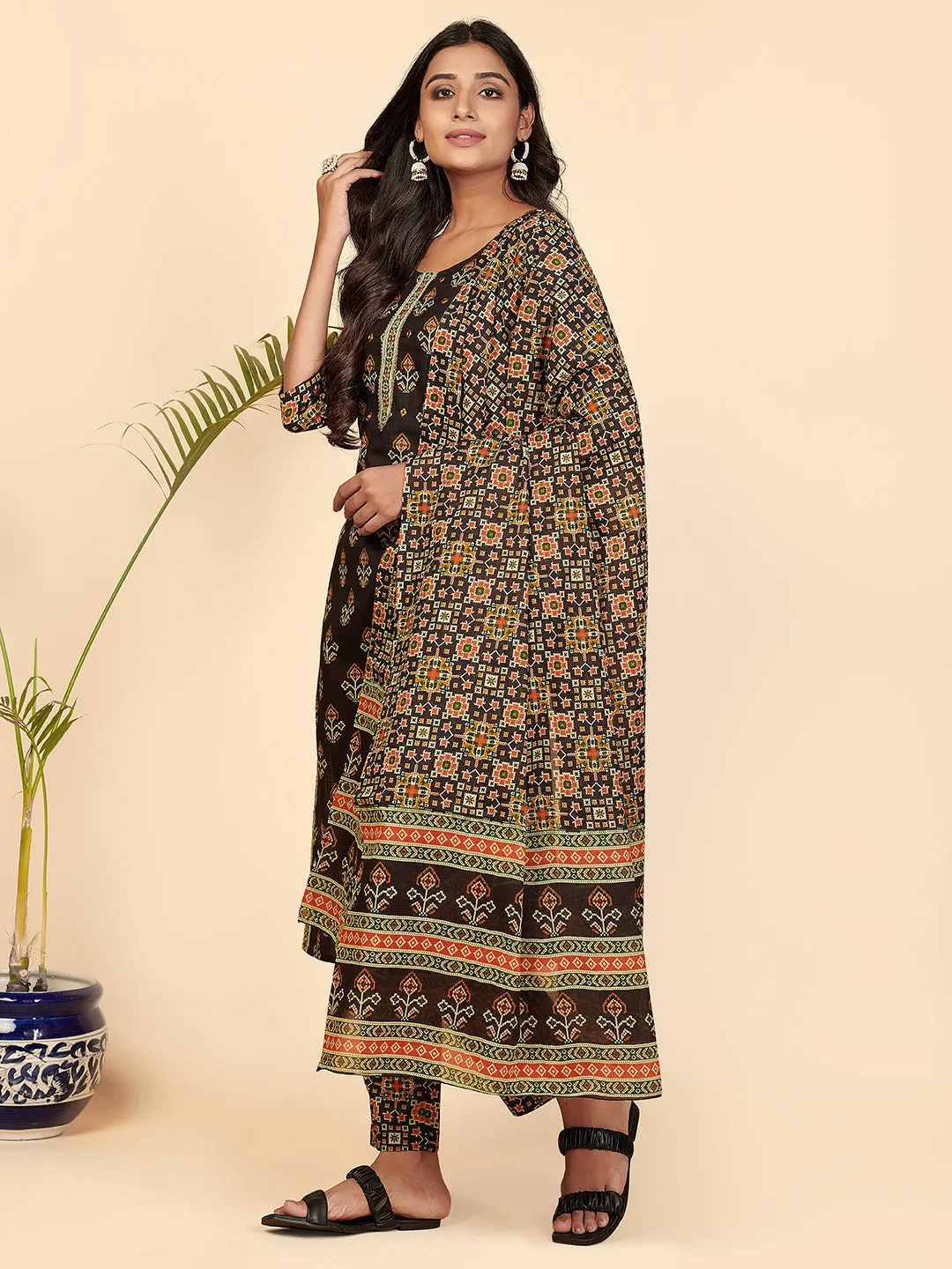 Women'S Patola Print & Mirror Work Straight Cotton Black Stitched Kurta Pant With Dupatta